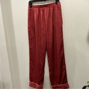 Splendid Red Heart-Patterned Satin Lounge Pants